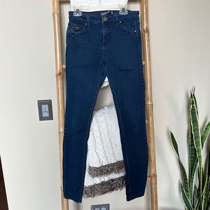 Design lab dark wash skinny jeans